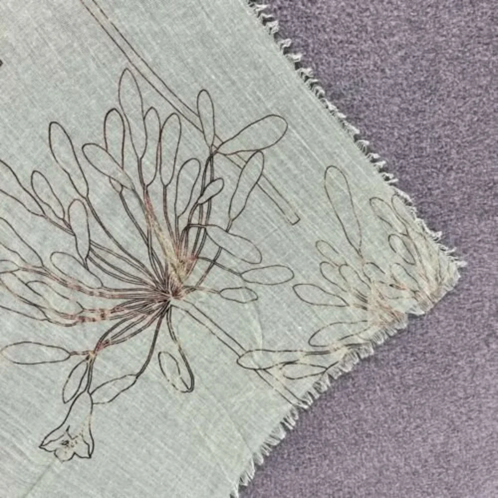 Women Scarf Light weight Green Metallic‎ bronze flower Design Soft 34 x 73